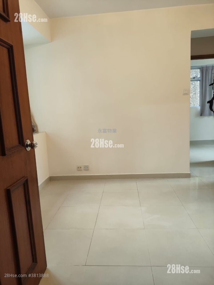 Hand Cheong Court Rental 2 Bedrooms 332 ft²