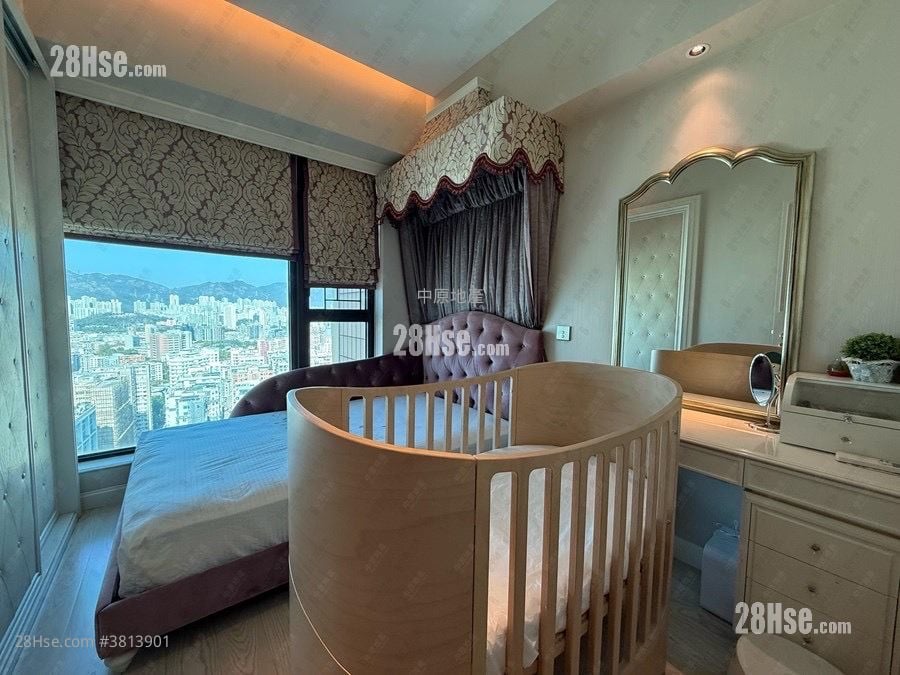 No 1 Homantin Hill Rental 4 Bedrooms , 5+ Bathrooms 2,020 ft²