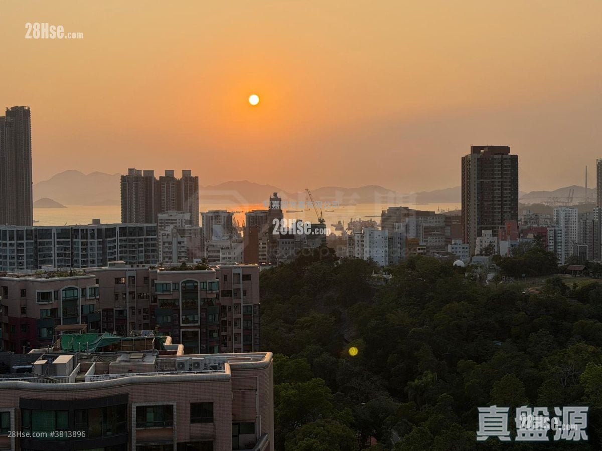 Parc Palais Sell 3 Bedrooms 1,074 ft²