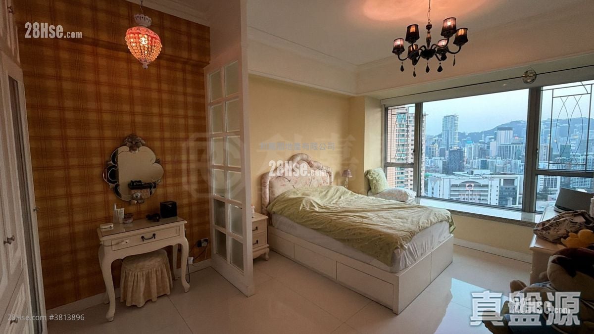 Parc Palais Sell 3 Bedrooms 1,074 ft²