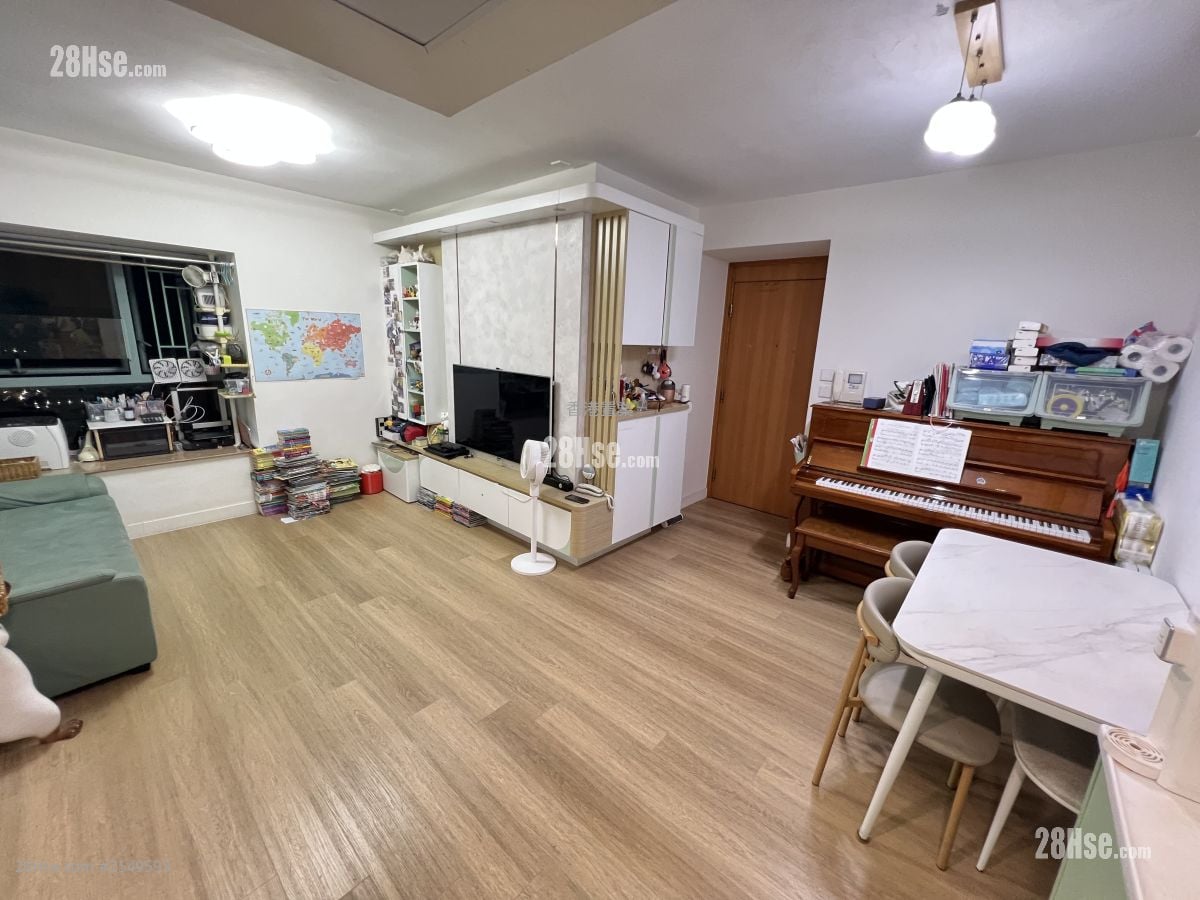 Aquamarine Sell 2 Bedrooms , 1 Bathroom 510 ft²