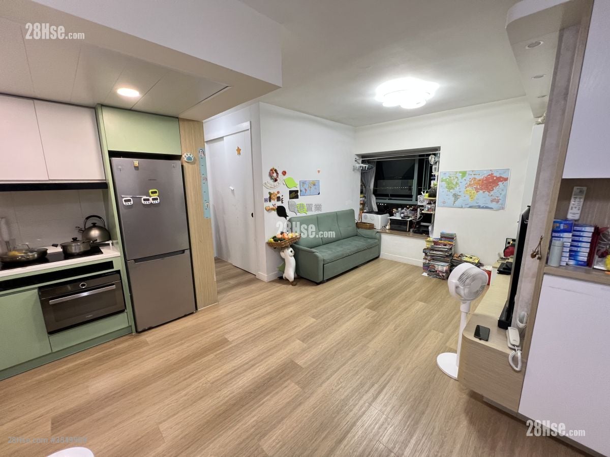 Aquamarine Sell 2 Bedrooms , 1 Bathroom 510 ft²