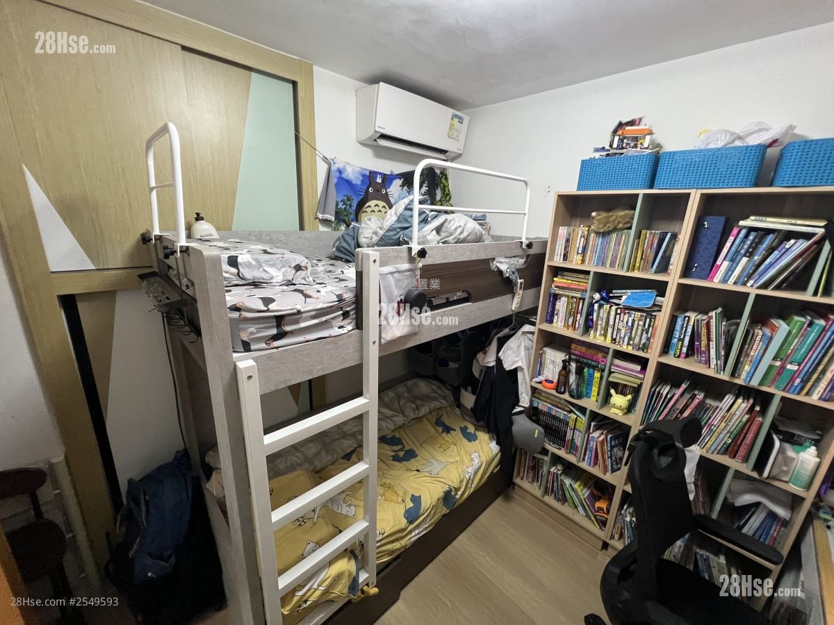 Aquamarine Sell 2 Bedrooms , 1 Bathroom 510 ft²