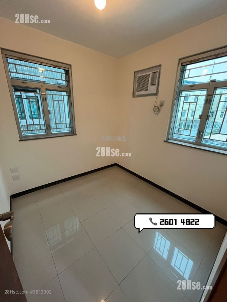 村屋 租盘 3 房 , 1 浴室 700 平方尺