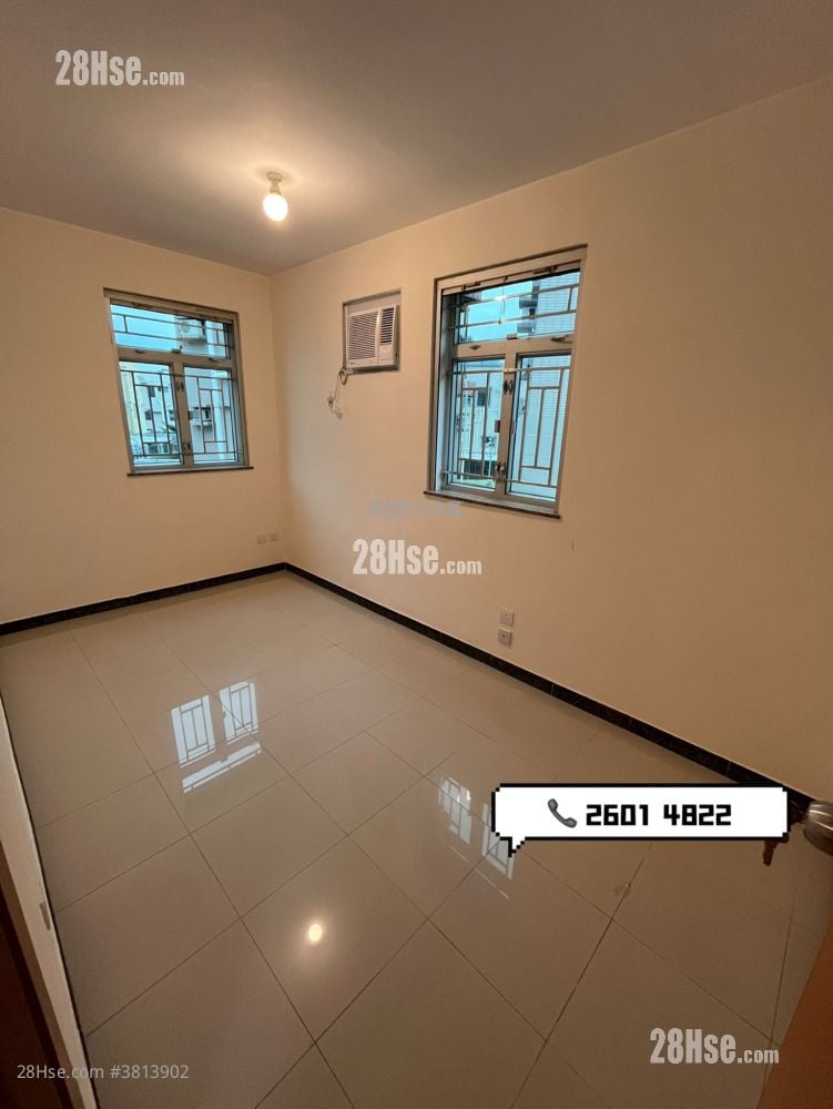 村屋 租盘 3 房 , 1 浴室 700 平方尺