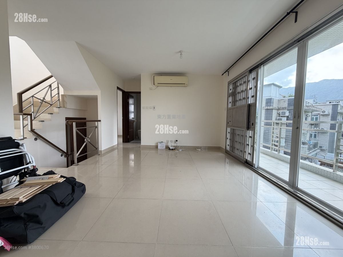 Village Rental 3 Bedrooms , 2 Bathrooms 700 ft²