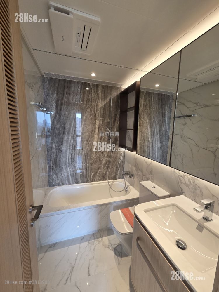 皓日 租盘 3 房 593 平方尺