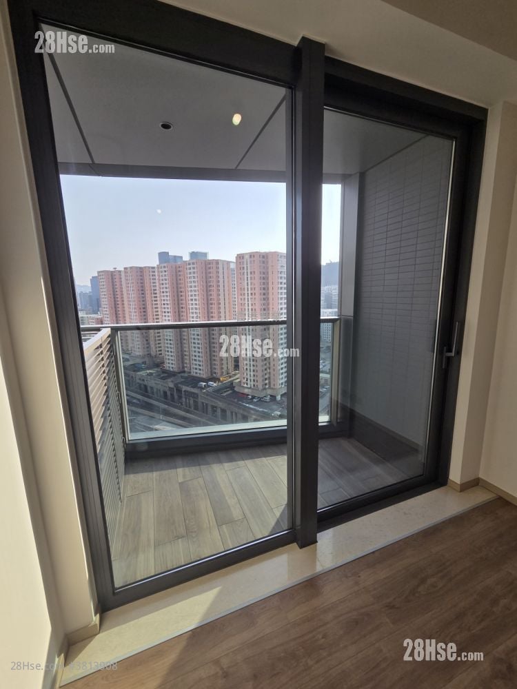 皓日 租盘 3 房 593 平方尺