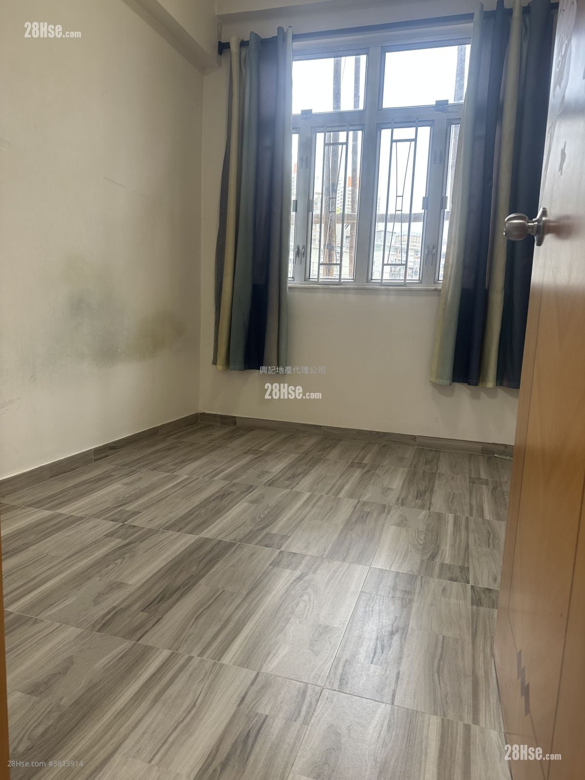 合和大厦 租盘 1 房 , 1 浴室 210 平方尺