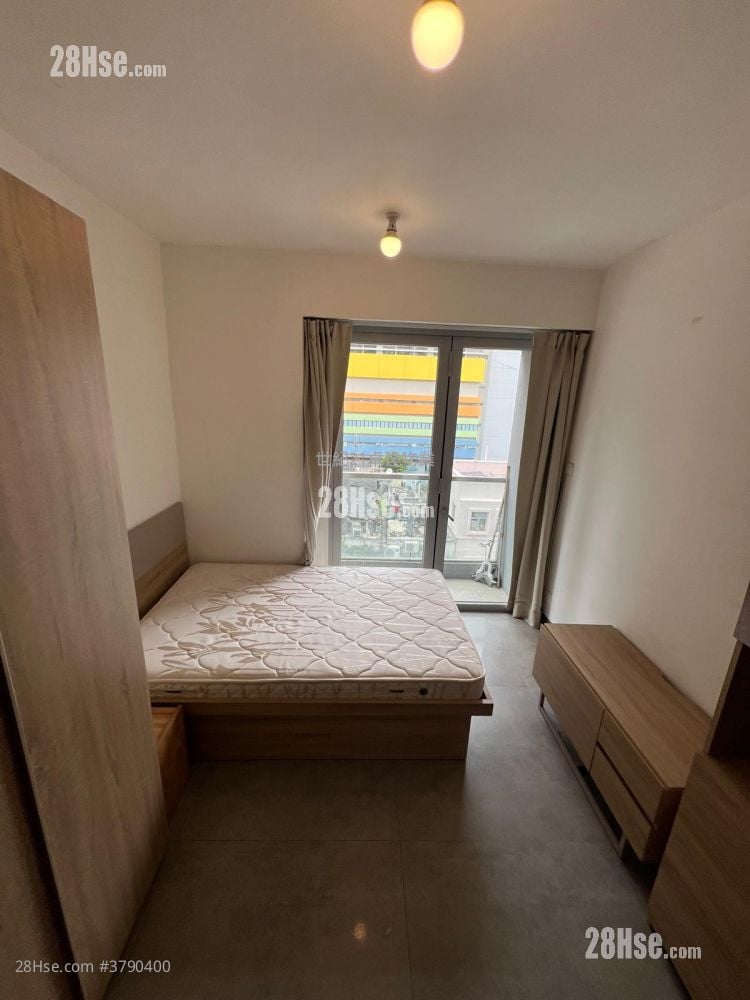 Ava62 Sell Studio , 1 Bathroom 173 ft²