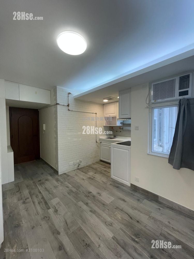 新成中心 租盘 1 房 , 1 浴室 293 平方尺