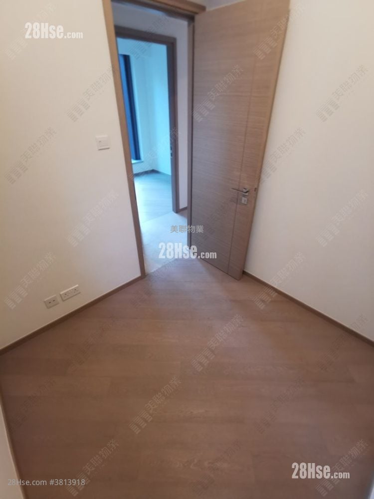 The YOHO Hub 售盘 3 房 , 1 浴室 530 平方尺