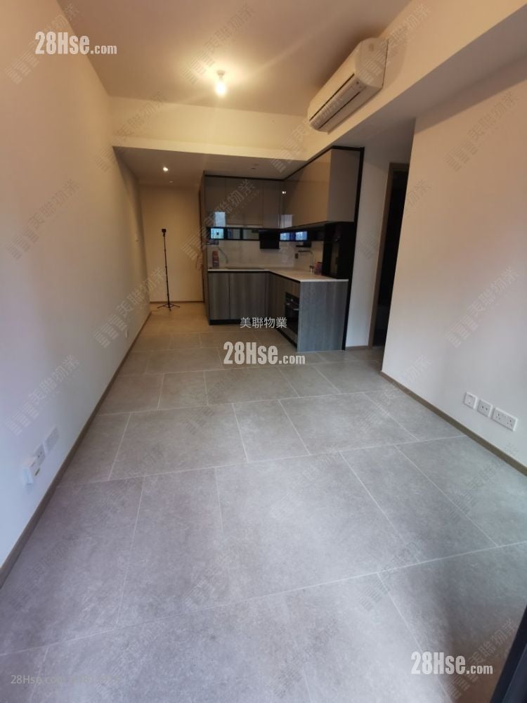 The YOHO Hub 售盘 3 房 , 1 浴室 530 平方尺