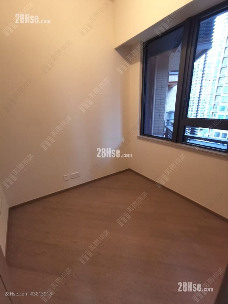 The YOHO Hub 售盘 3 房 , 1 浴室 530 平方尺