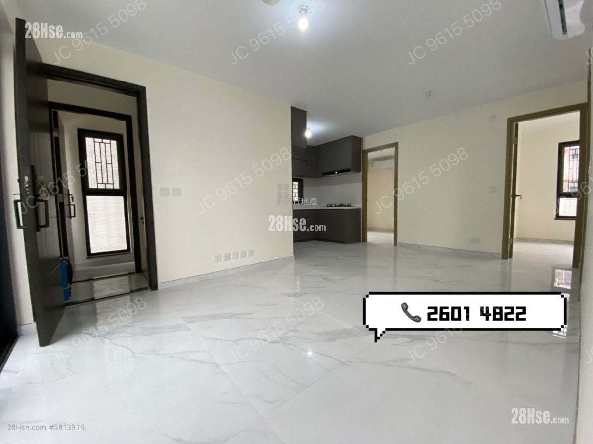 村屋 租盤 3 房 , 2 浴室 700 平方呎