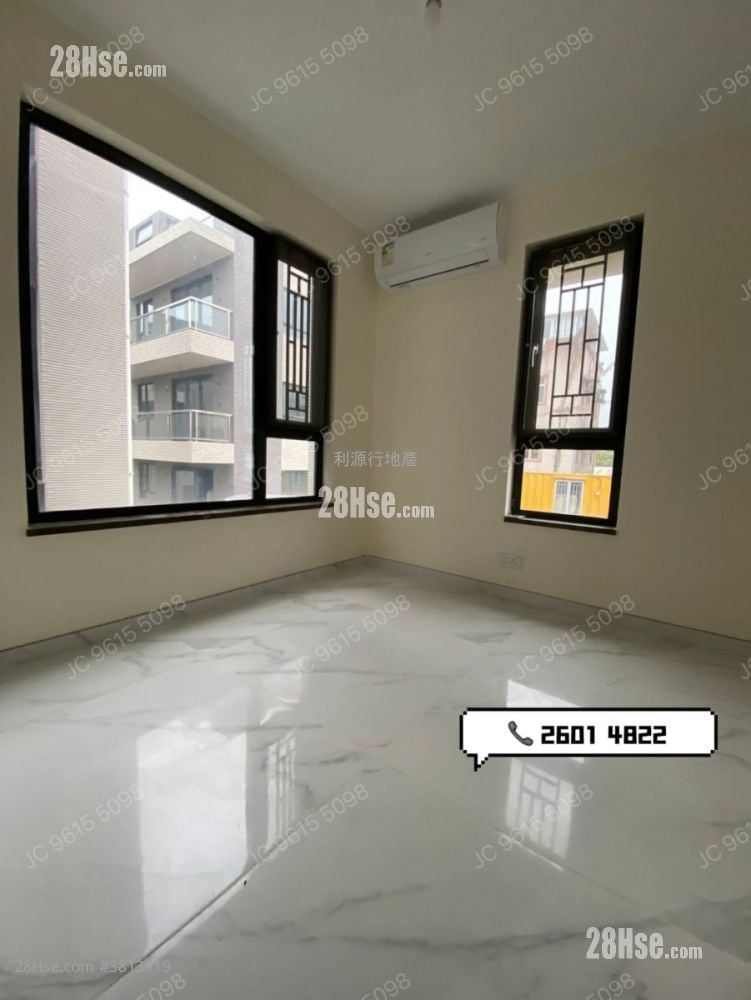 村屋 租盤 3 房 , 2 浴室 700 平方呎