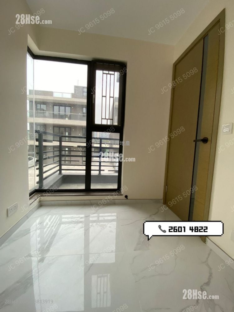 村屋 租盤 3 房 , 2 浴室 700 平方呎