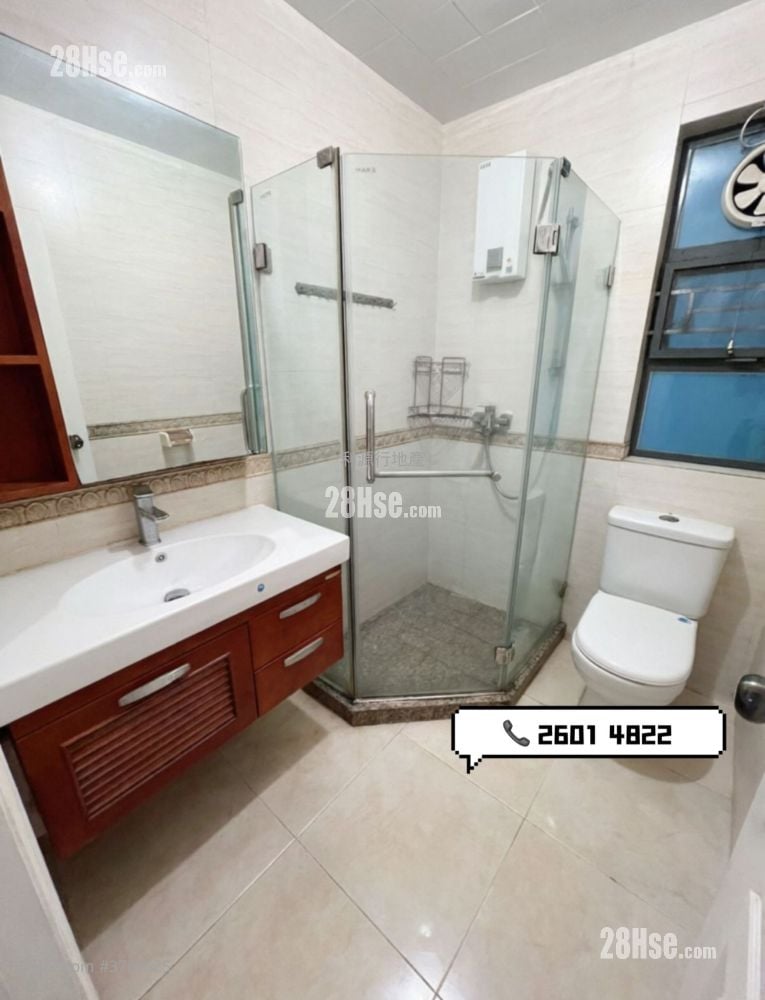 村屋 租盘 3 房 , 1 浴室 700 平方尺