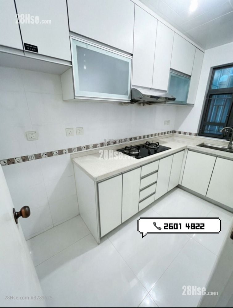 村屋 租盘 3 房 , 1 浴室 700 平方尺