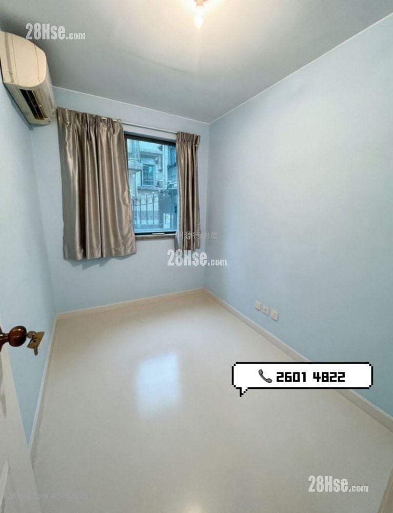 村屋 租盘 3 房 , 1 浴室 700 平方尺