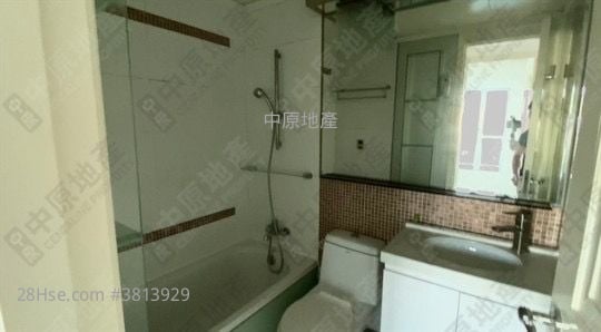 Metro Town Sell 2 Bedrooms 476 ft²