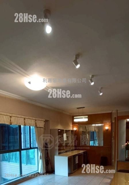 柏丽豪园 售盘 3 房 800 平方尺