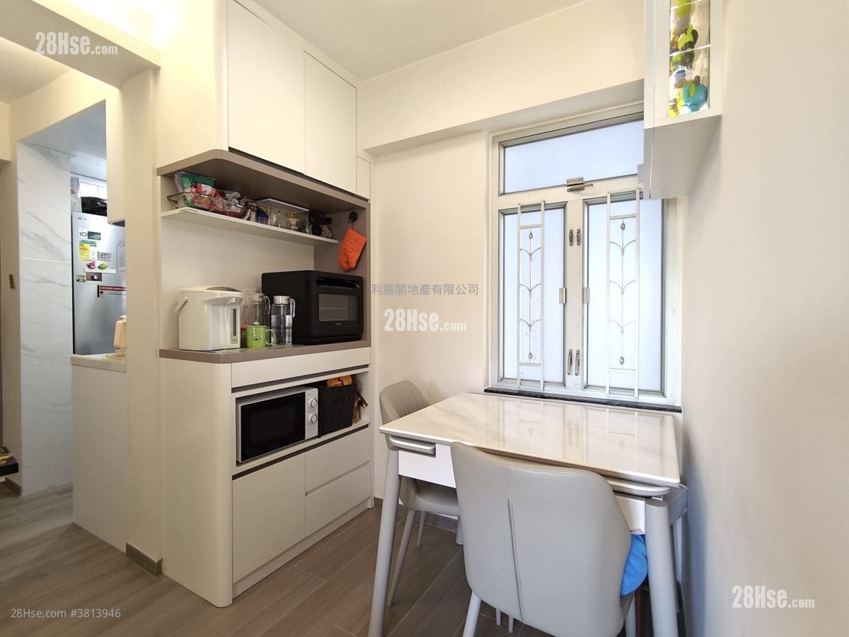 新葵芳花园 售盘 2 房 415 平方尺