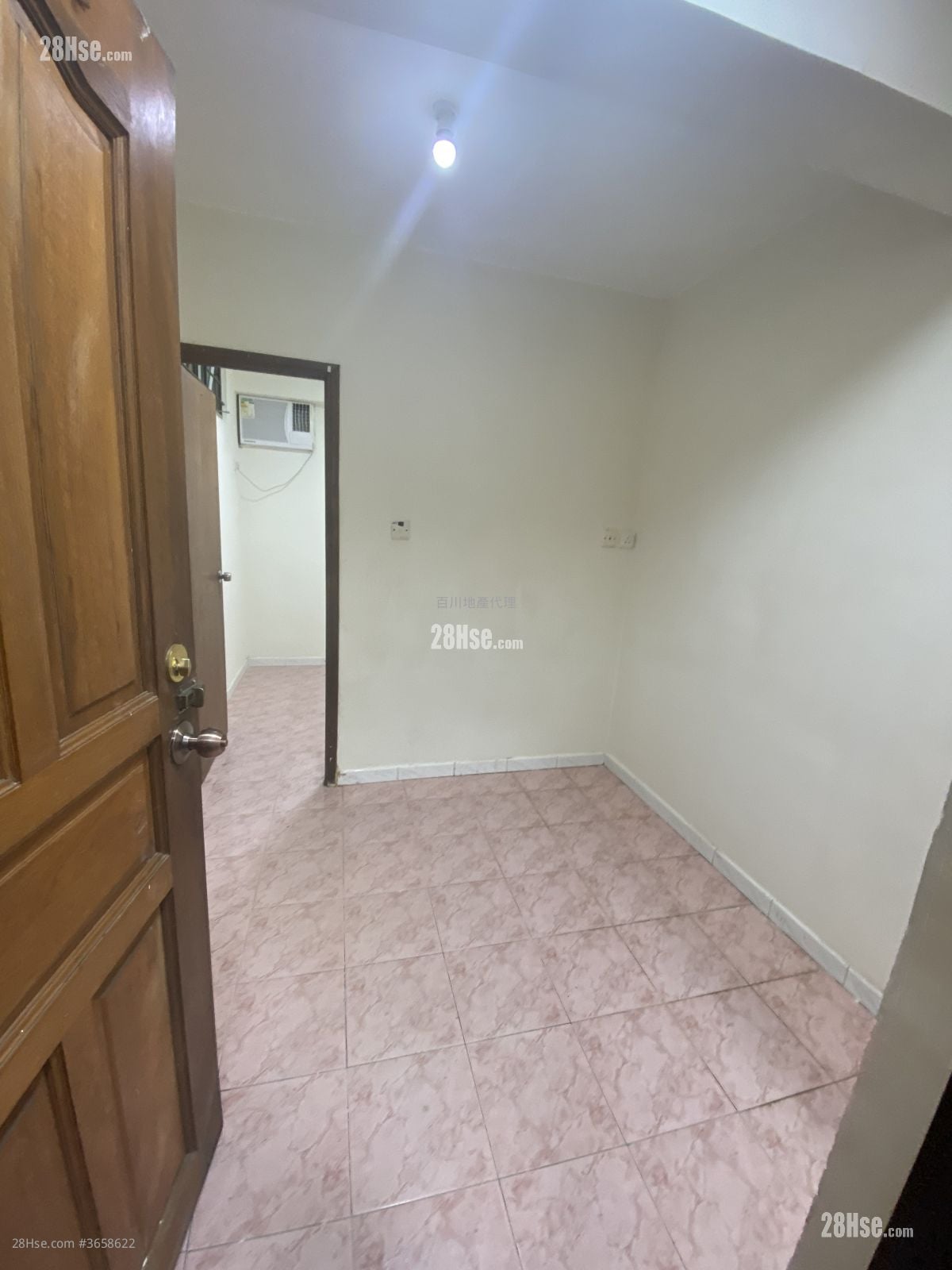 村屋 租盘 1 房 , 1 浴室 280 平方尺