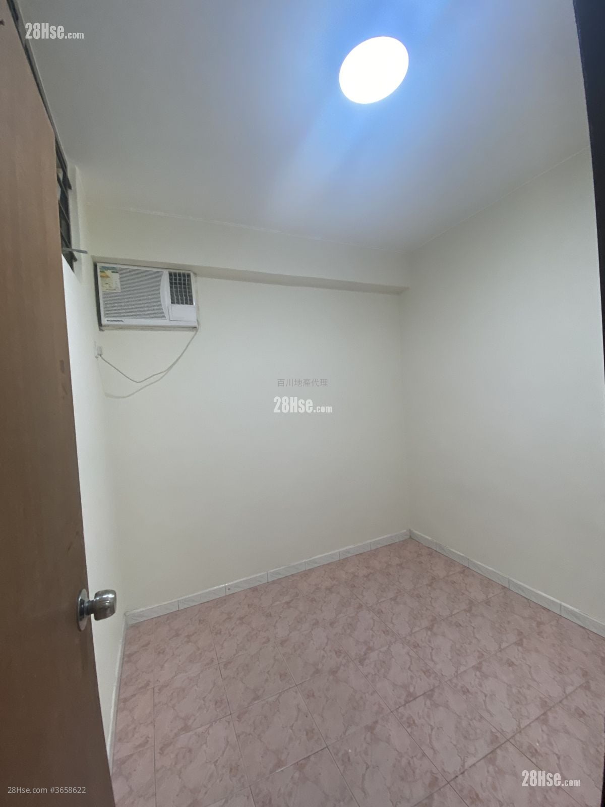 村屋 租盘 1 房 , 1 浴室 280 平方尺