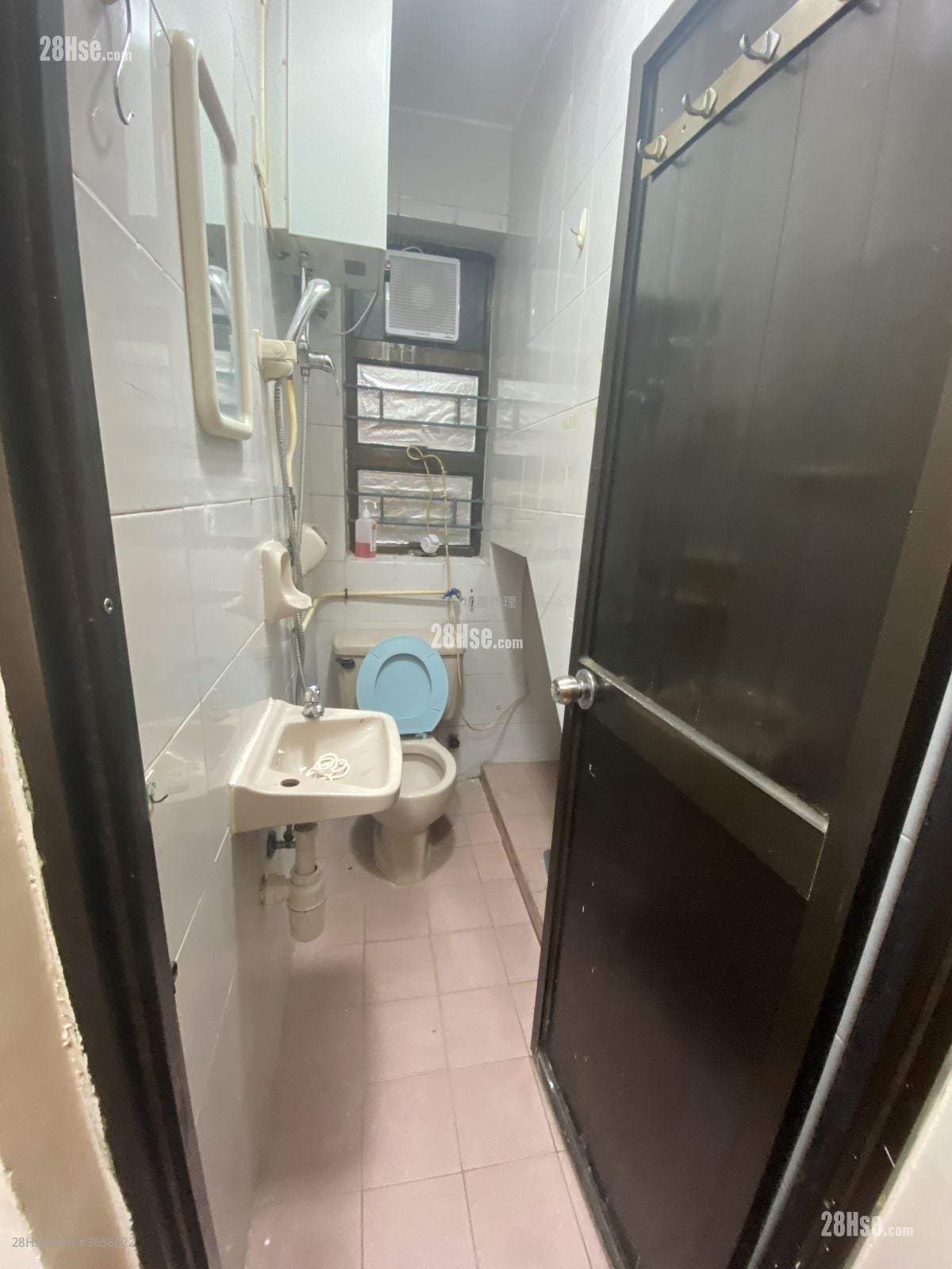 村屋 租盘 1 房 , 1 浴室 280 平方尺