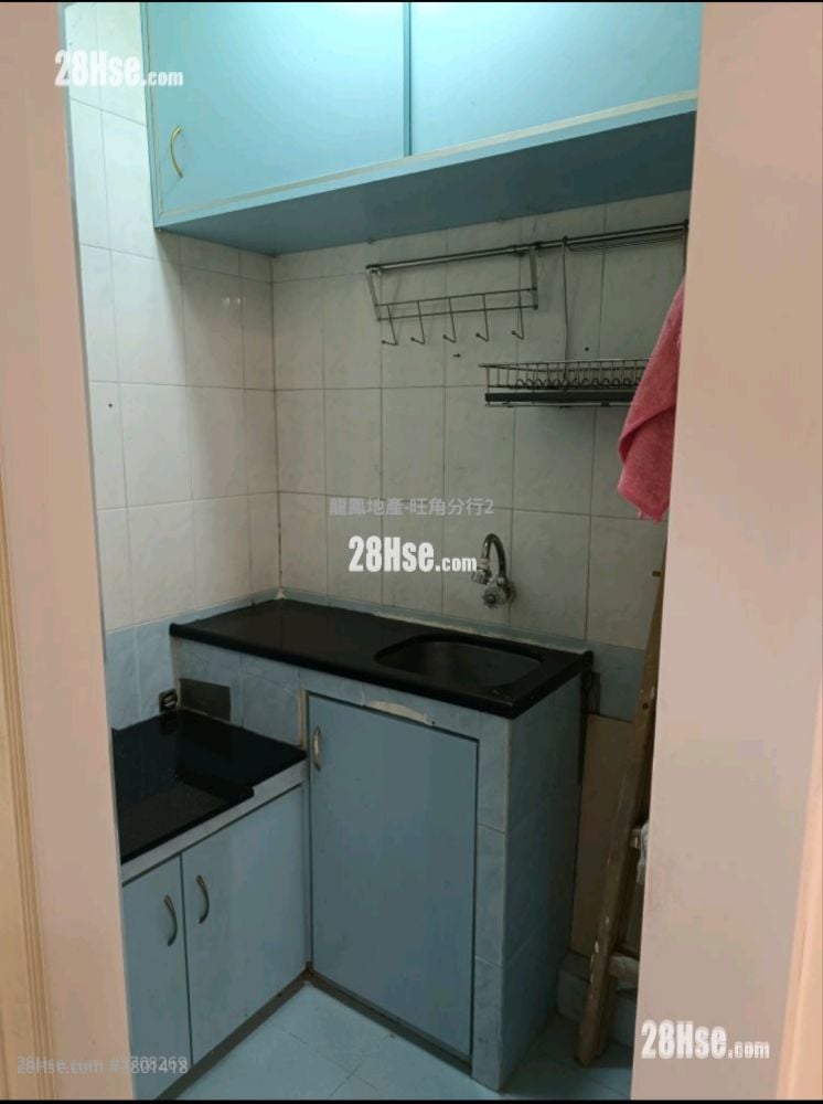 Cheong Fat Mansion Sell 1 Bedroom , 1 Bathroom 210 ft²