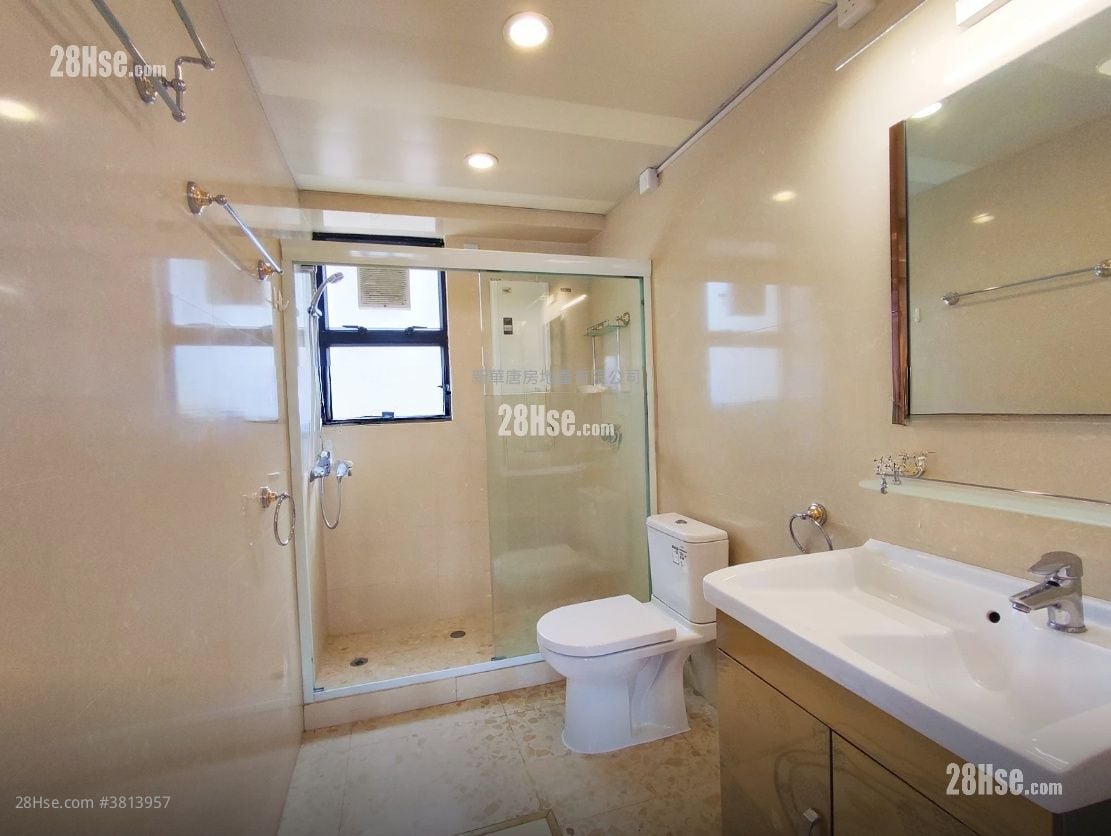 雅苑 租盘 3 房 , 2 浴室 1,350 平方尺