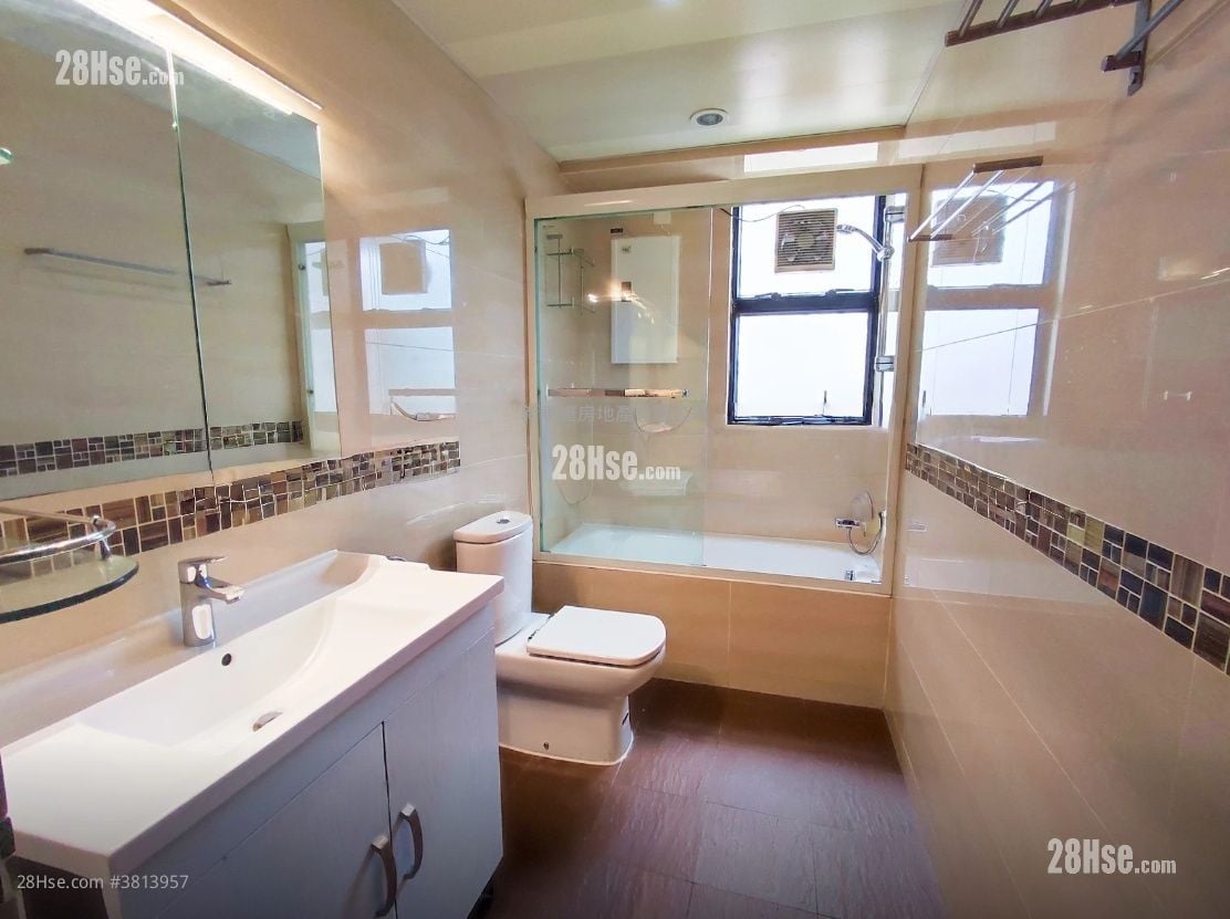 雅苑 租盘 3 房 , 2 浴室 1,350 平方尺