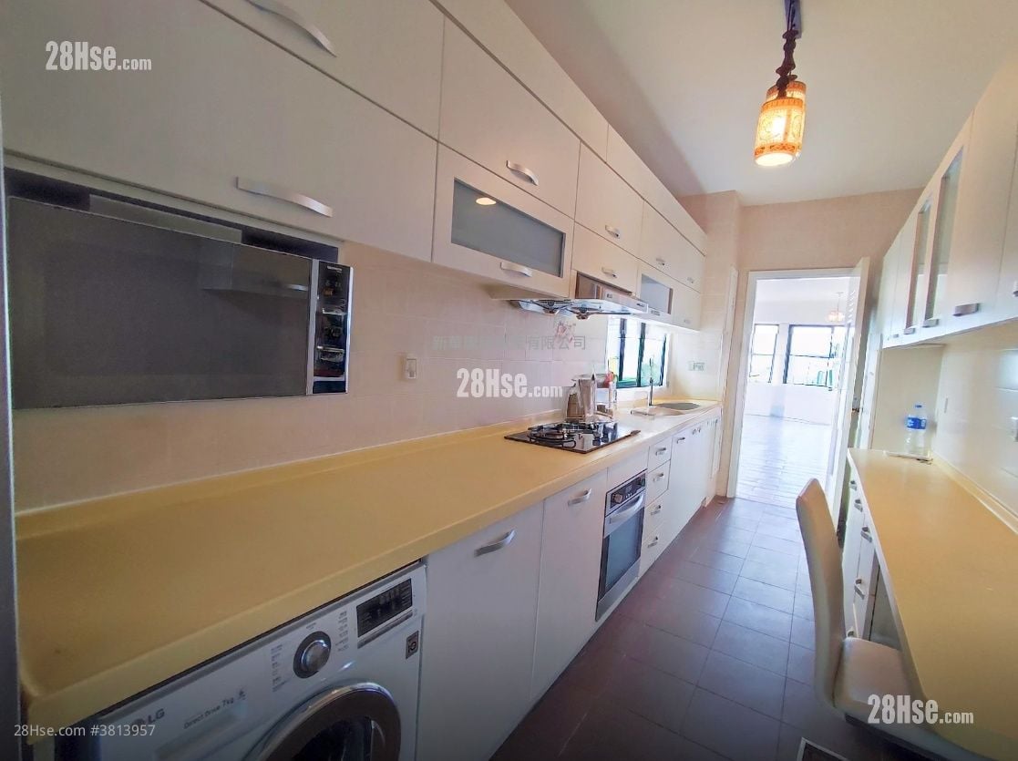 雅苑 租盘 3 房 , 2 浴室 1,350 平方尺