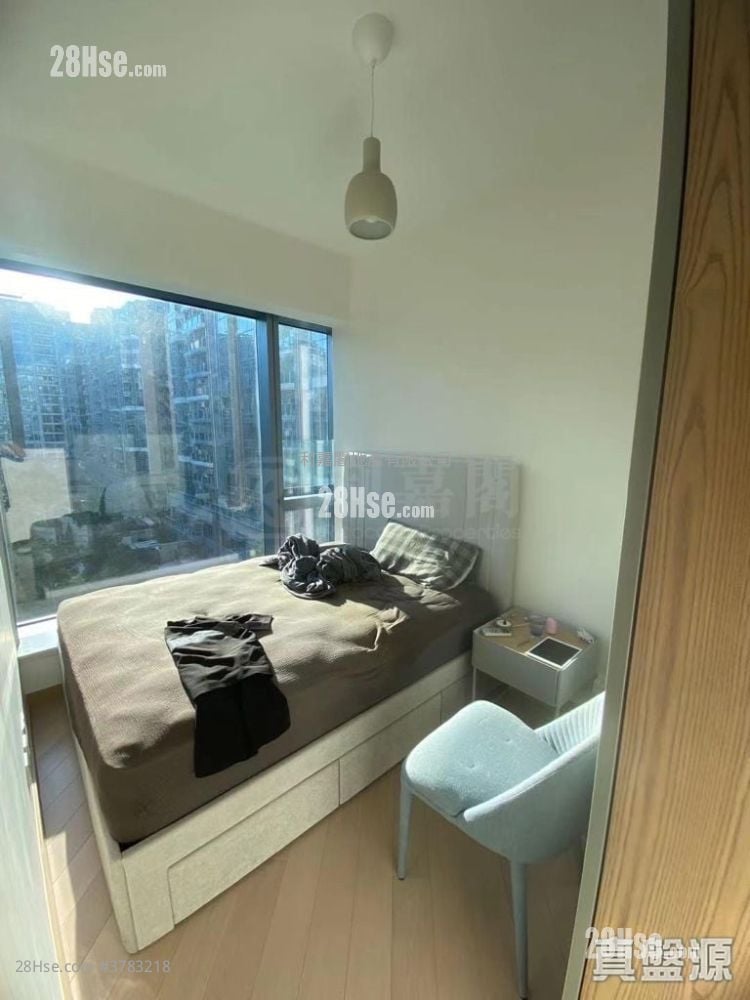 峻峦 售盘 3 房 634 平方尺