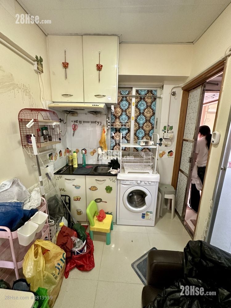 建德大楼 租盘 1 房 , 1 浴室 140 平方尺