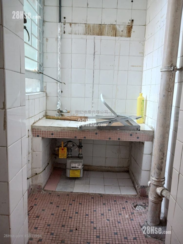 Tsui Ping (North) Estate Sell Studio , 1 Bathroom 377 ft²