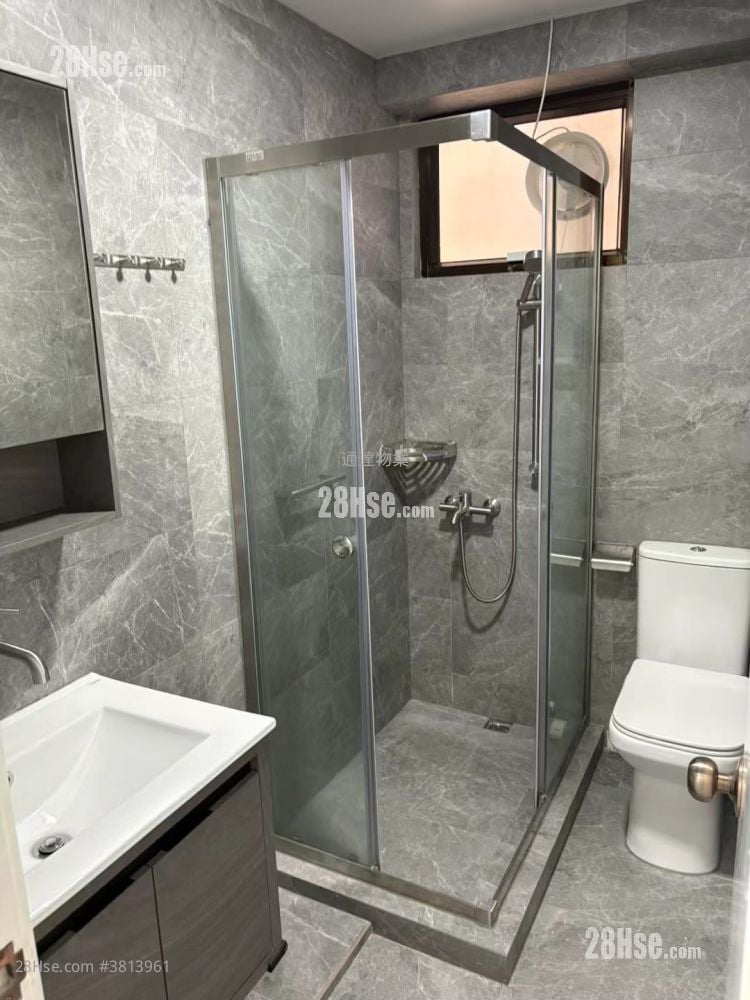 Pokfulam Gardens Rental 3 Bedrooms , 1 Bathroom 702 ft²