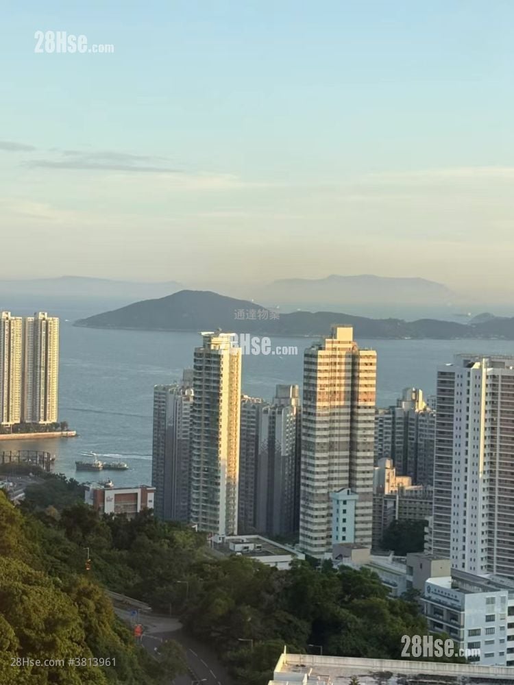 Pokfulam Gardens Rental 3 Bedrooms , 1 Bathroom 702 ft²