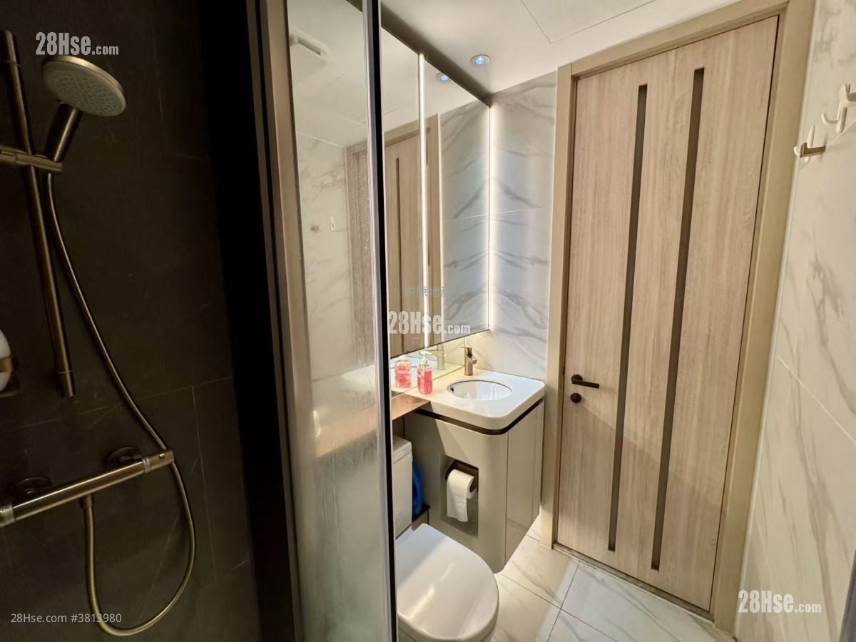 One Innovale 售盘 2 房 , 1 浴室 446 平方尺