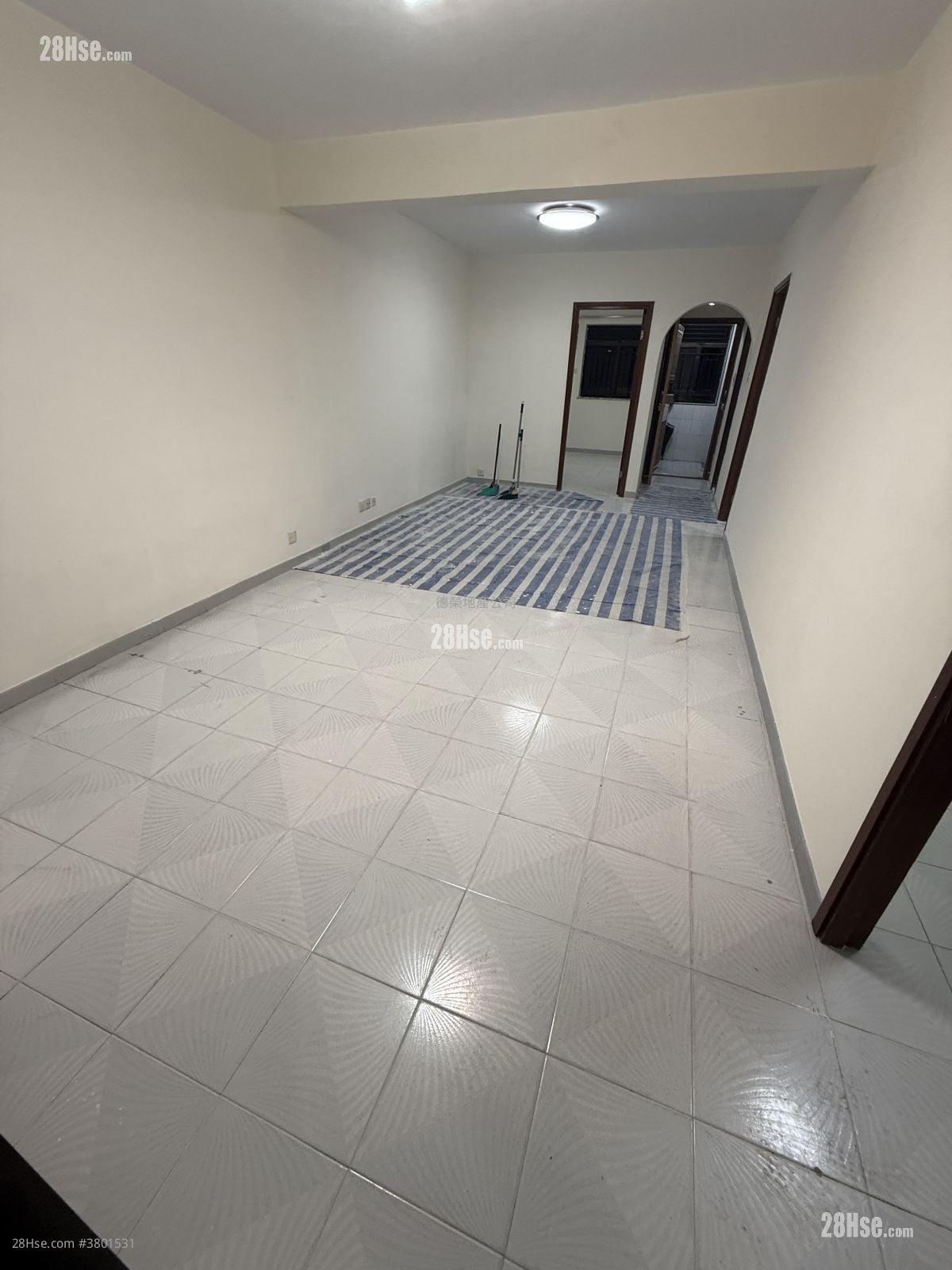 Yueng Uk New Tsuen Rental 2 Bedrooms , 1 Bathroom 700 ft²