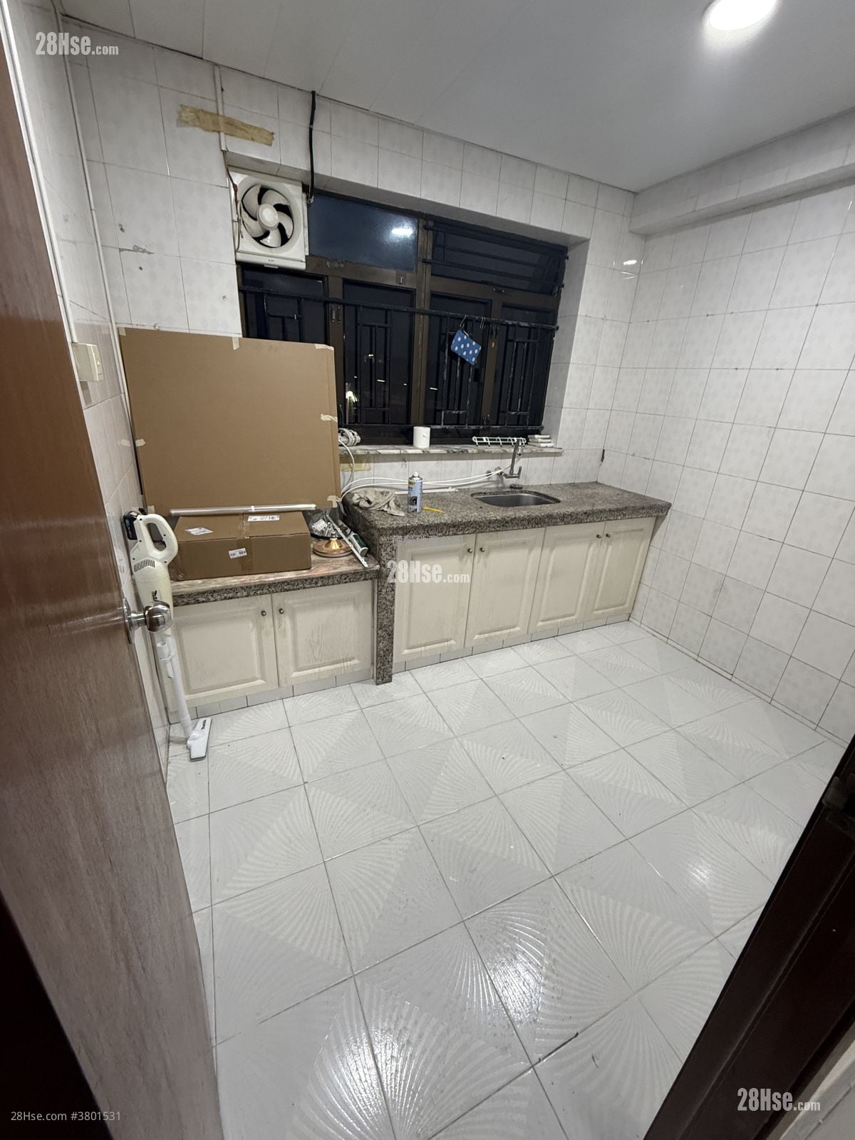 Yueng Uk New Tsuen Rental 2 Bedrooms , 1 Bathroom 700 ft²
