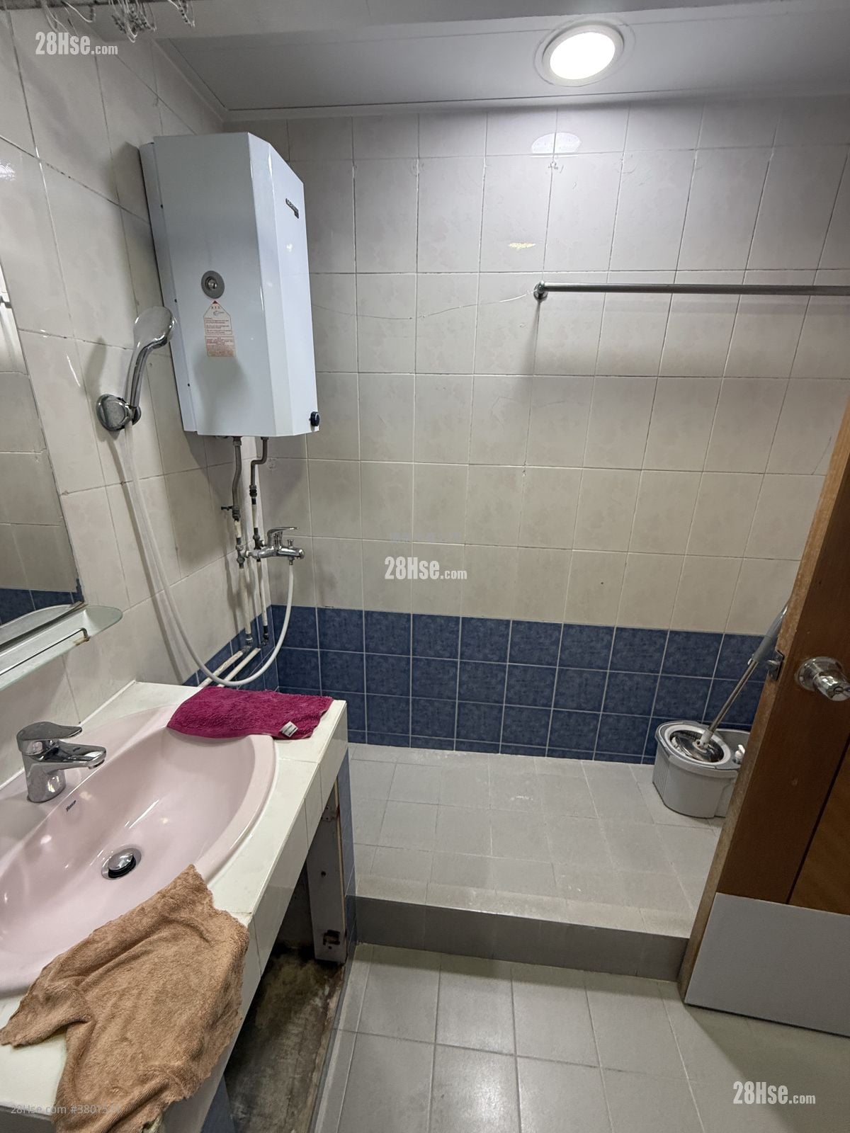 Yueng Uk New Tsuen Rental 2 Bedrooms , 1 Bathroom 700 ft²