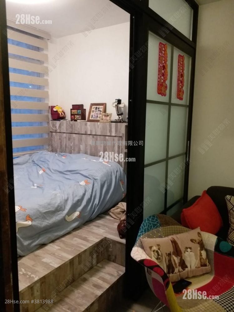 广明苑 售盘 2 房 426 平方尺