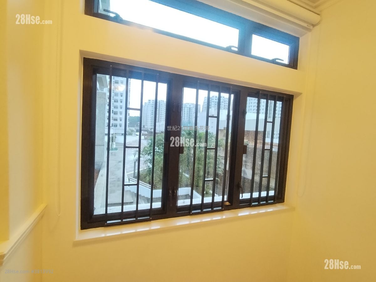 Heng Fa Chuen Rental 2 Bedrooms , 1 Bathroom 473 ft²