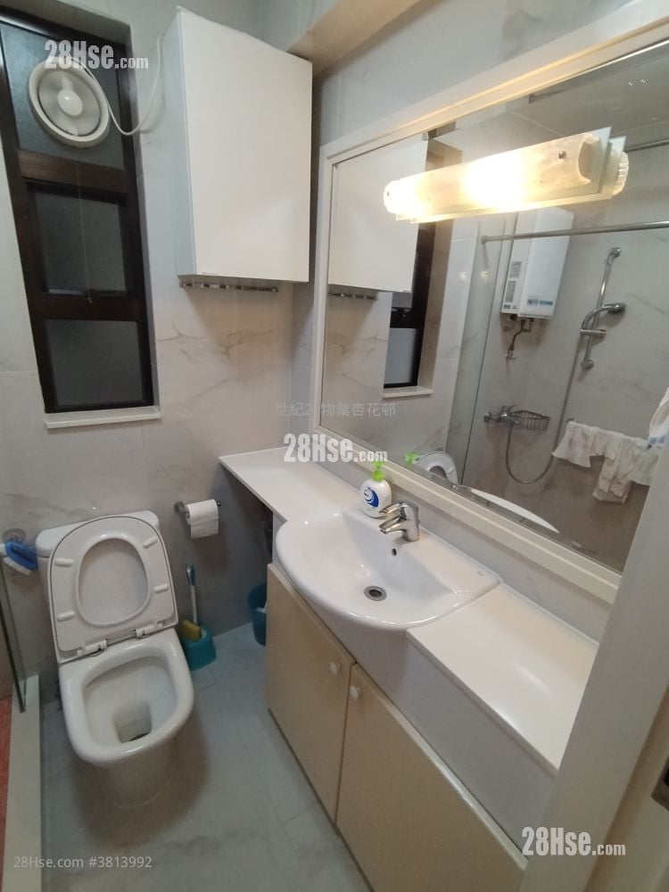 Heng Fa Chuen Rental 2 Bedrooms , 1 Bathroom 473 ft²
