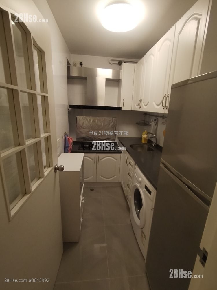 Heng Fa Chuen Rental 2 Bedrooms , 1 Bathroom 473 ft²