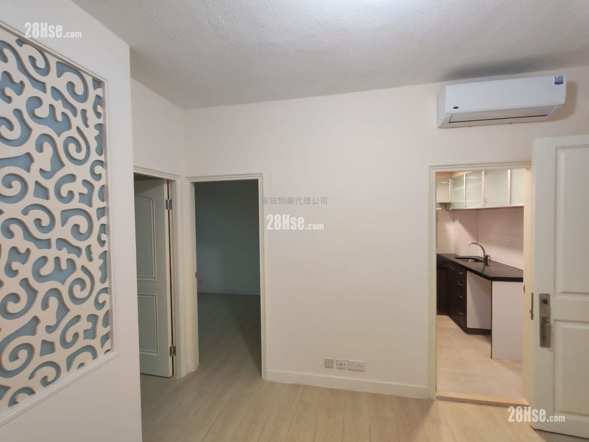 Bell House Sell 2 Bedrooms , 1 Bathroom 398 ft²