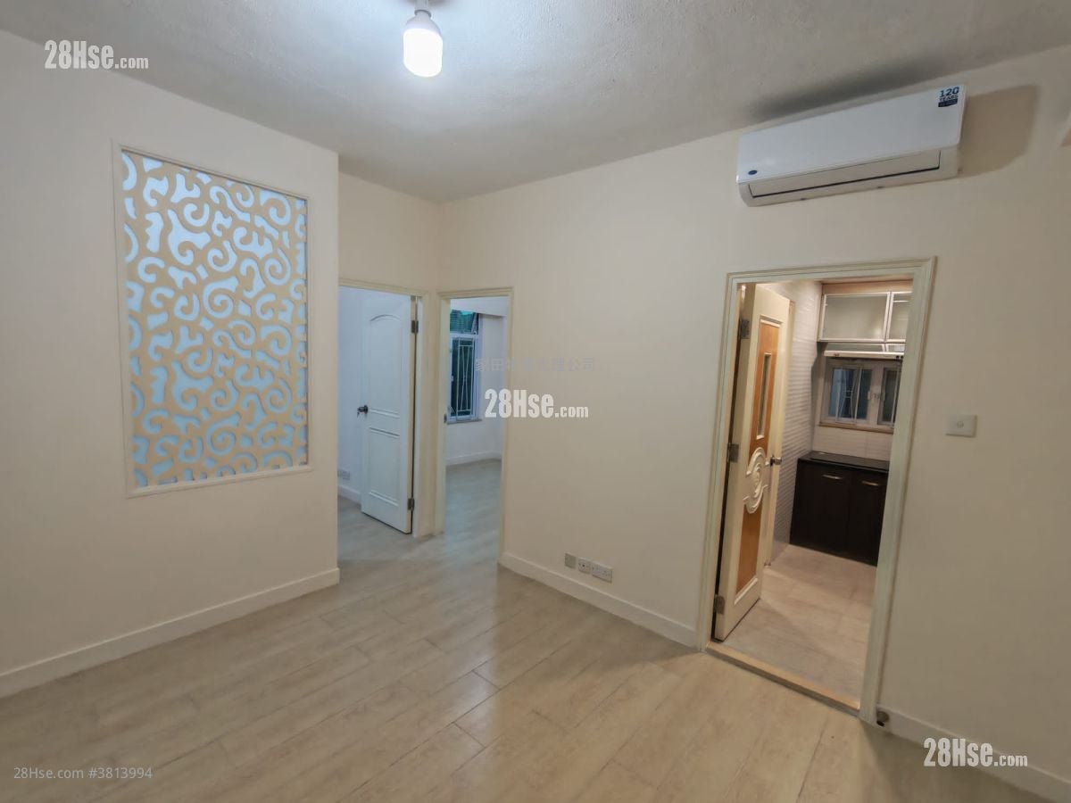 Bell House Sell 2 Bedrooms , 1 Bathroom 398 ft²