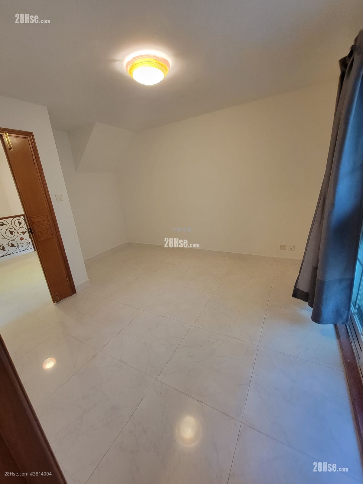 Village Rental 4 Bedrooms , 3 Bathrooms 1,400 ft²